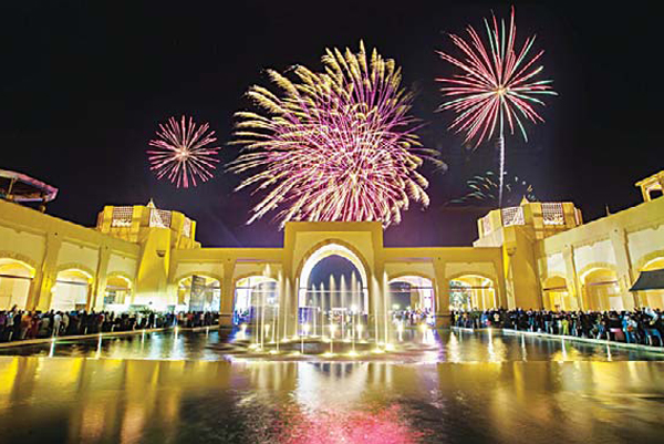 Firework on New Year 2020 in Kuwait - KUWAIT UPTO DATE : KUWAIT UPTO DATE